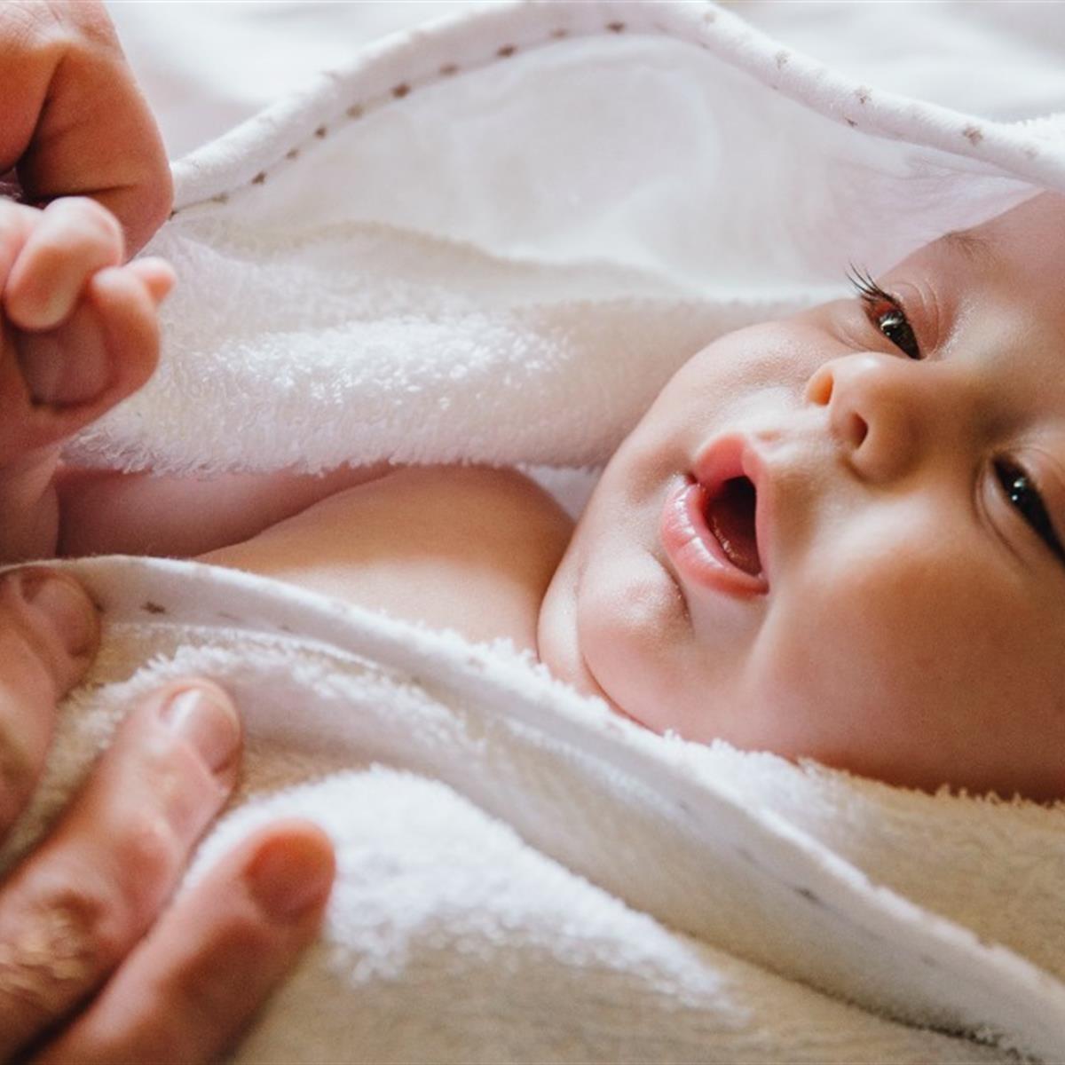 Bathing Your Baby - HealthyChildren.org