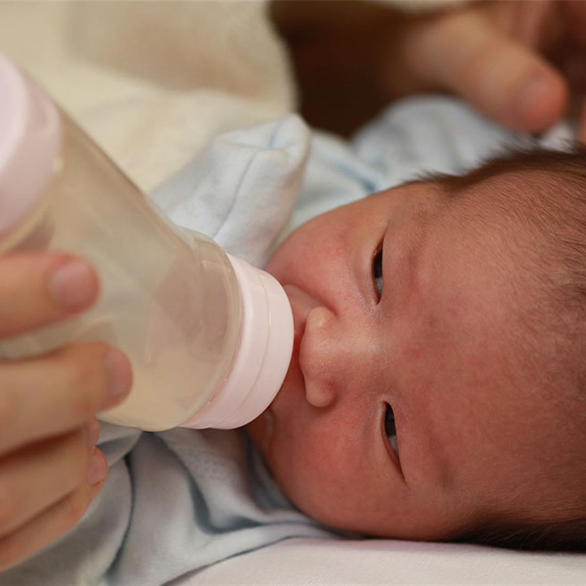 Palabra Marinero Premonición Cómo elegir una leche de fórmula para el bebé - HealthyChildren.org