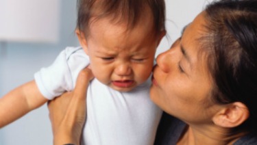 baby fussy while eating