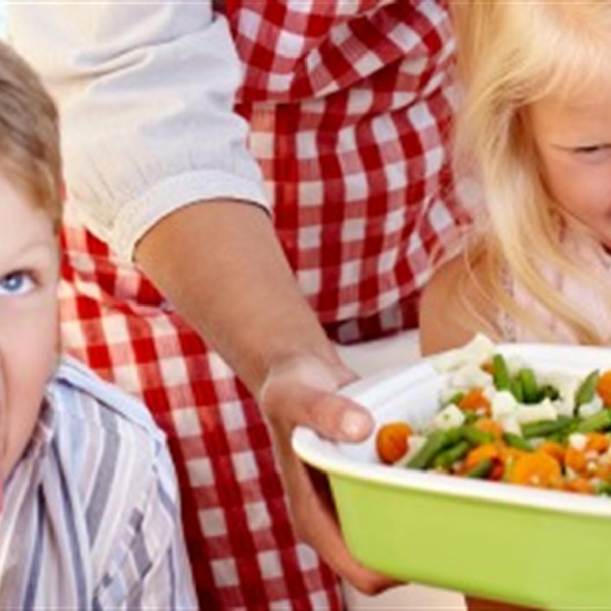 https://www.healthychildren.org/SiteCollectionImagesArticleImages/thanksgiving_picky_eaters.jpg?RenditionID=6